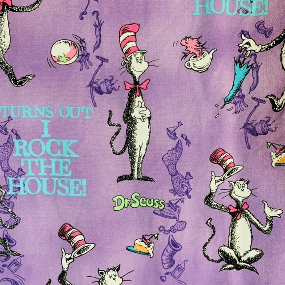 Dr Seuss Scrub Top Size M Cat In Hat Rock Mock Wrap Healthcare EVS Work Uniform - Picture 11 of 15